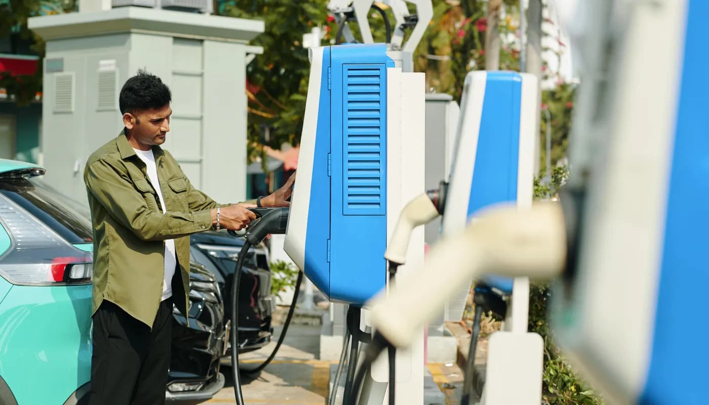 Employee EV Charging Access: App, RFID and BLE